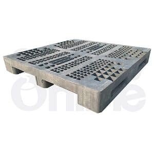 พาเลทพลาสติกมือสอง 120x120x17 cm.